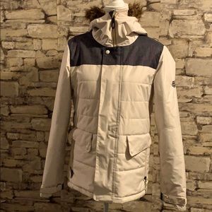 686 Snowboard jacket